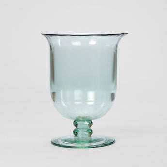A VERY LARGE URN-SHAPED GREEN GLASS VASE, EARLY 20TH CENTURY.