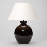 A LARGE BULBOUS DARK BROWN GLAZED JAPANESE VASE WIRED AS A LAMP. MID-20TH CENTURY.