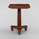 A SMALL EARLY 19TH C. OCCASIONAL TABLE.