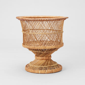 AN URN OR TAZZA SHAPED CANEWORK BASKET. MID-20TH CENTURY.