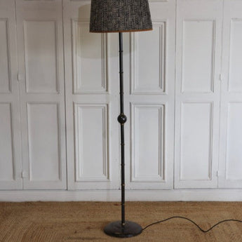 A CHIC 20TH CENTURY FRENCH METAL FLOOR STANDING LIGHT.